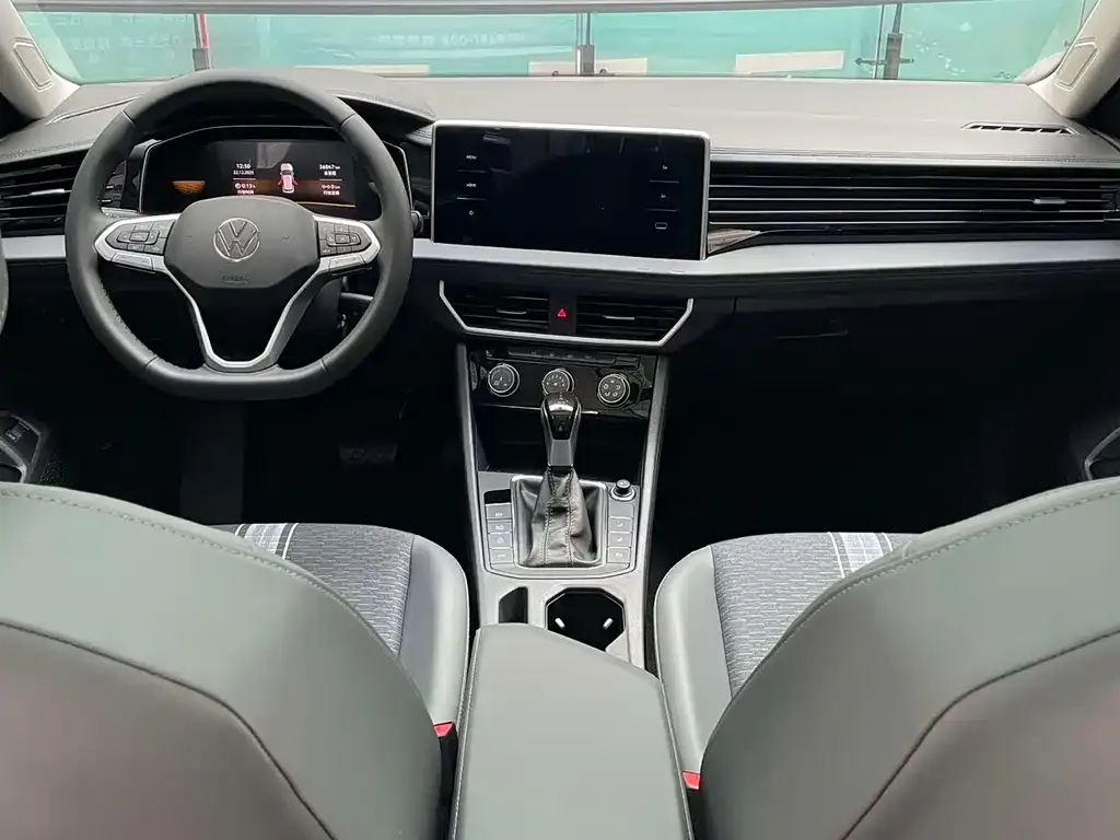 Volkswagen Sagitar 2024 из CN, фото 3