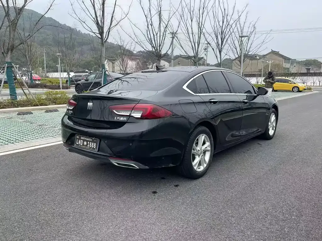 Buick Regal — фото 4