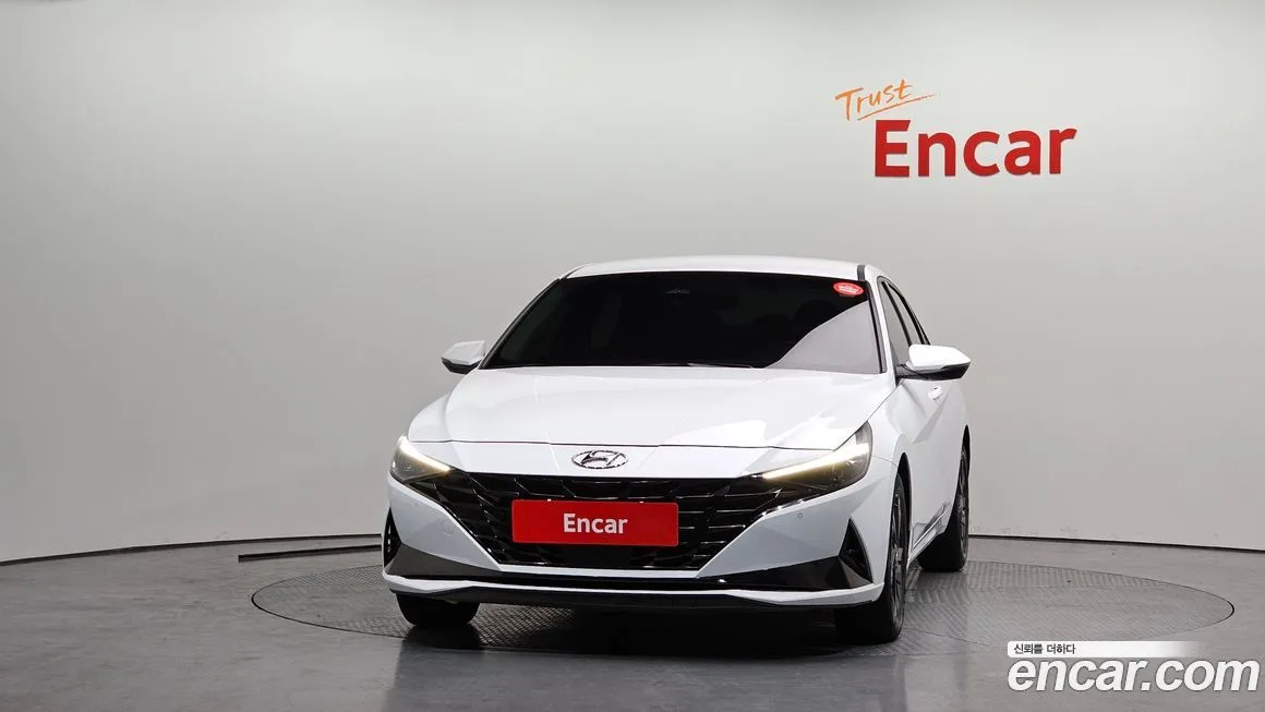 Hyundai AVANTE — фото 2