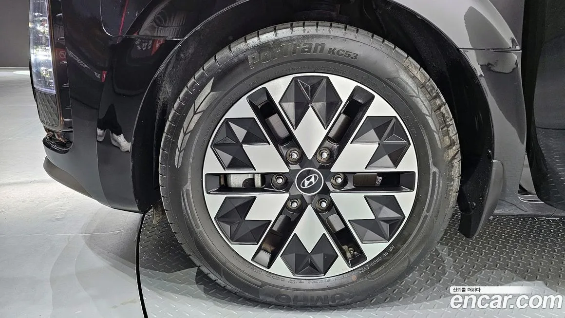 Hyundai Staria — фото 7