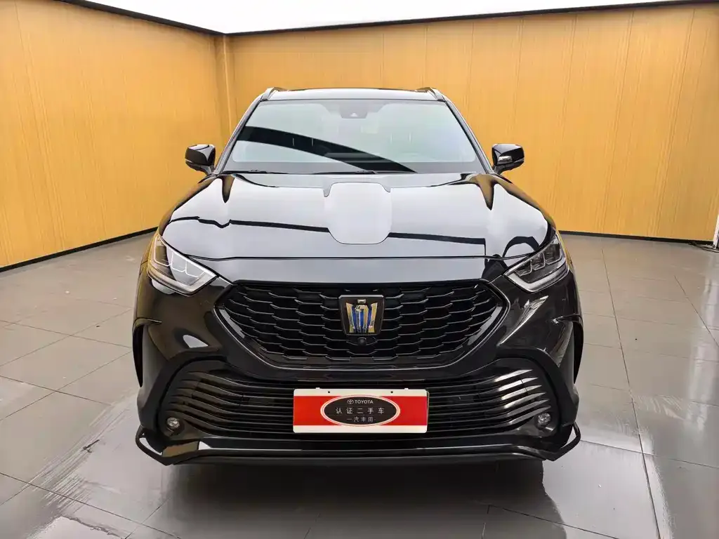 Toyota Crown Kluger 2021 из CN, фото 3