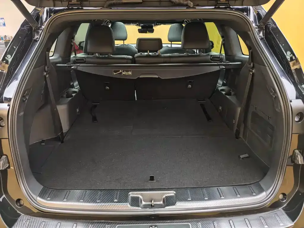 Toyota Crown Kluger 2021 из CN, фото 7
