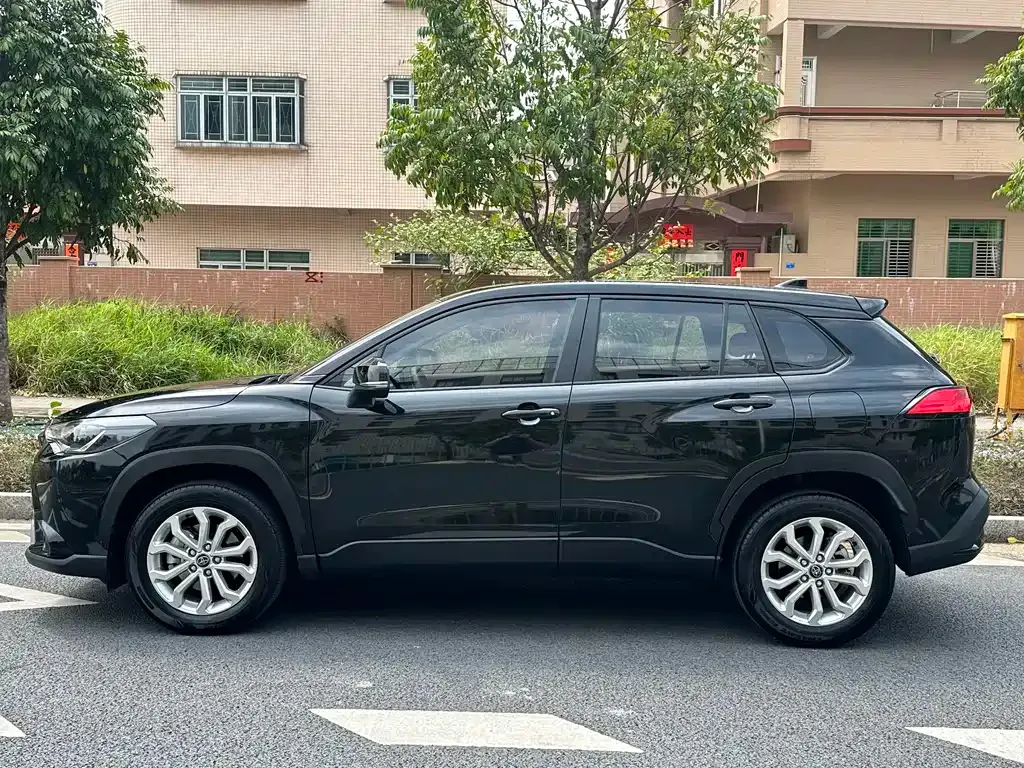 Toyota Frontlander 2024 из CN, фото 8