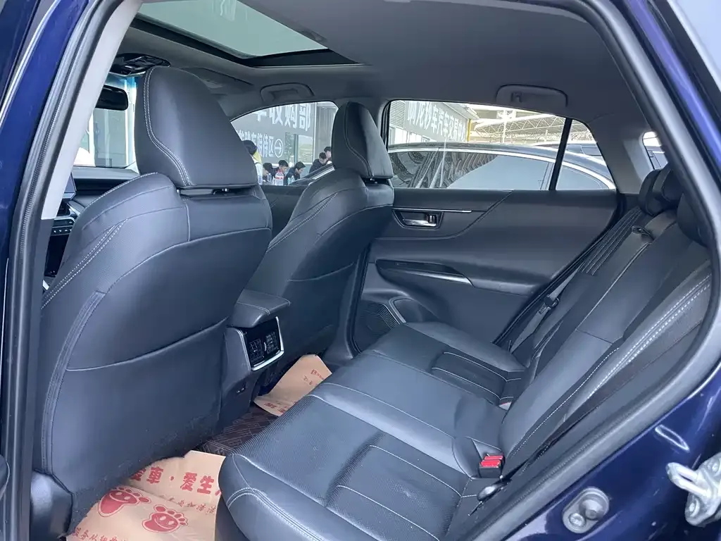 Toyota Harrier 2022 из CN, фото 4