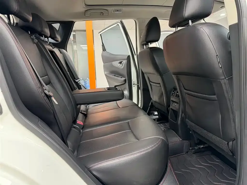 Nissan Qashqai 2022 из CN, фото 10