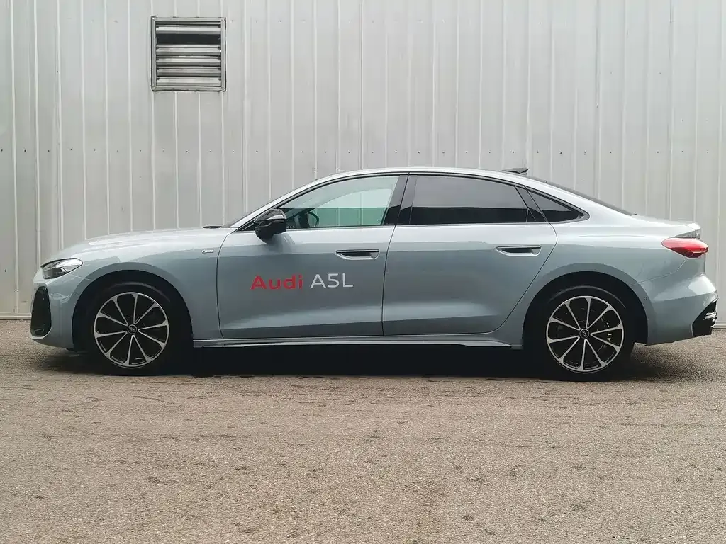 Audi A5L — фото 10