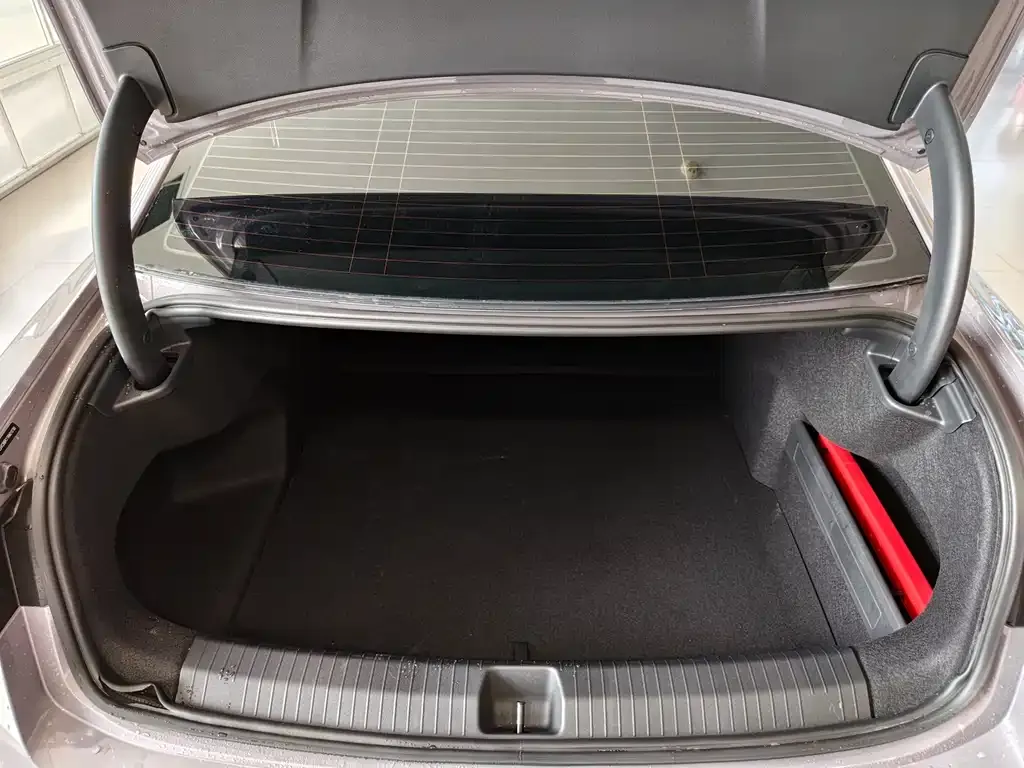 Volkswagen Passat — фото 8