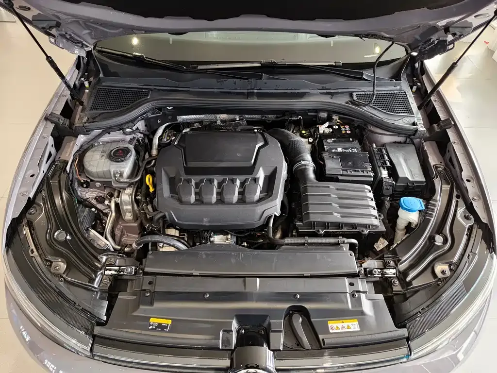 Volkswagen Passat — фото 10