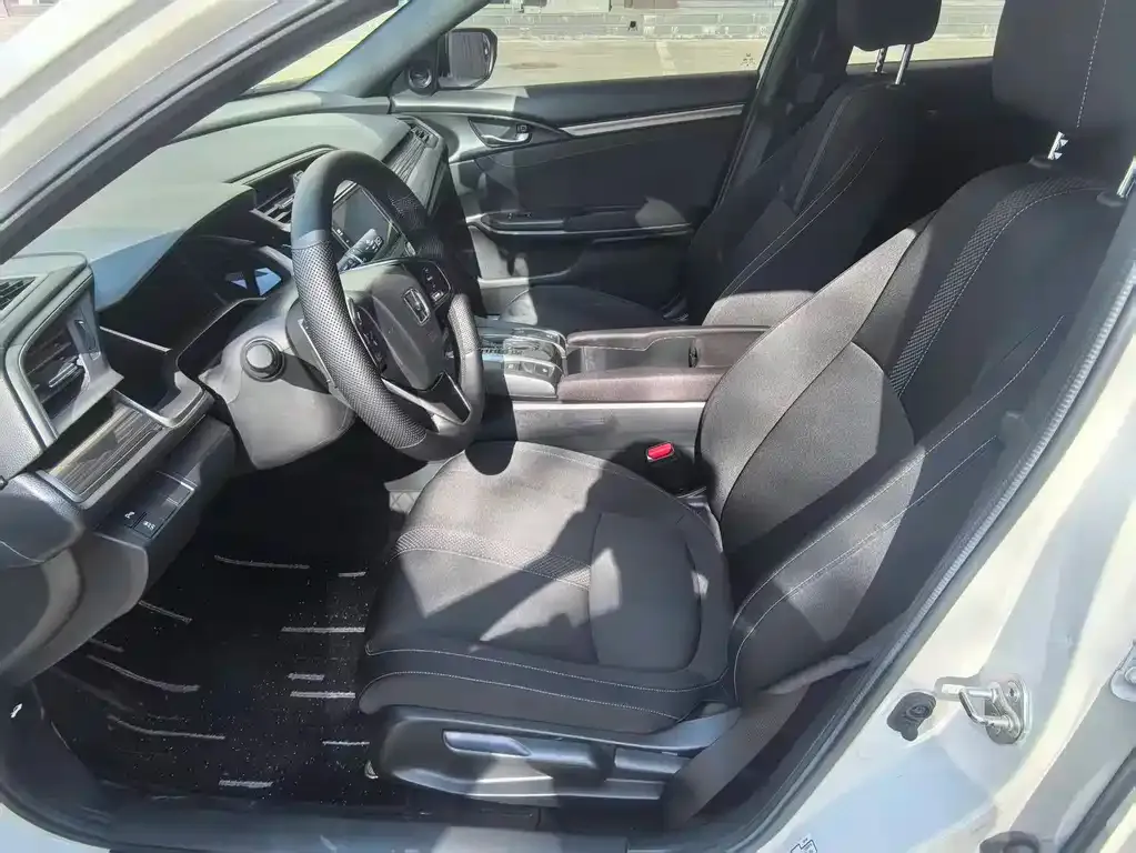 Honda Civic — фото 6