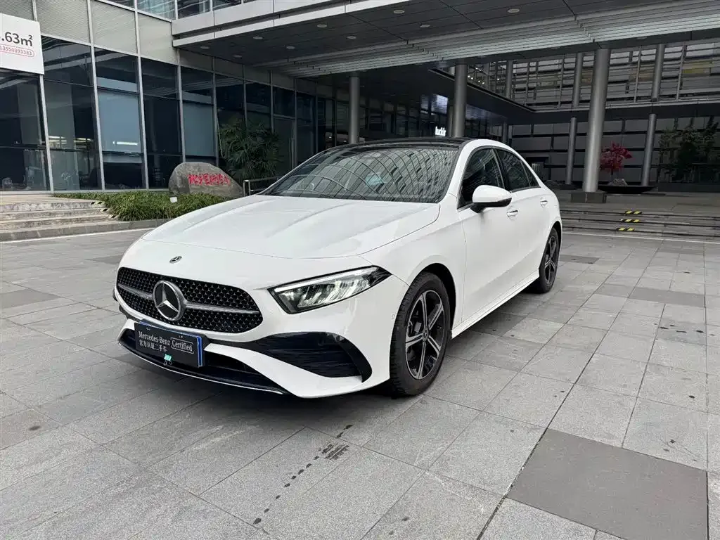 Mercedes-Benz A-Class — фото 1