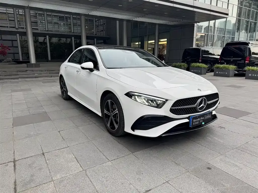 Mercedes-Benz A-Class — фото 9