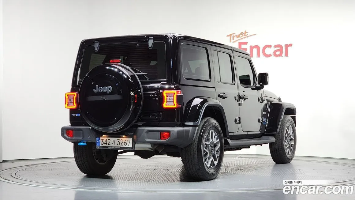 Jeep Wrangler 2022 из KR, фото 4
