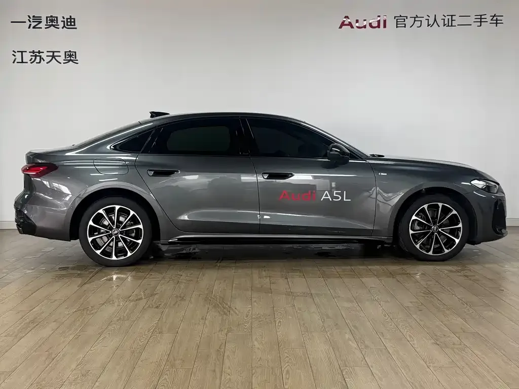 Audi A5L — фото 2