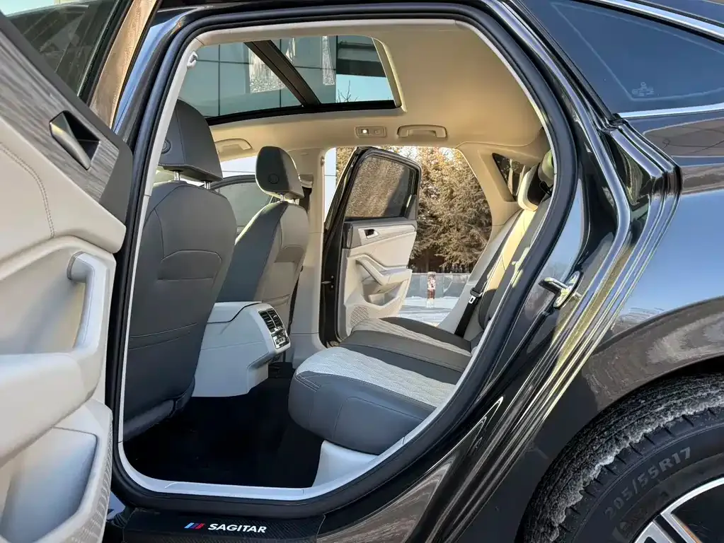 Volkswagen Sagitar 2022 из CN, фото 3