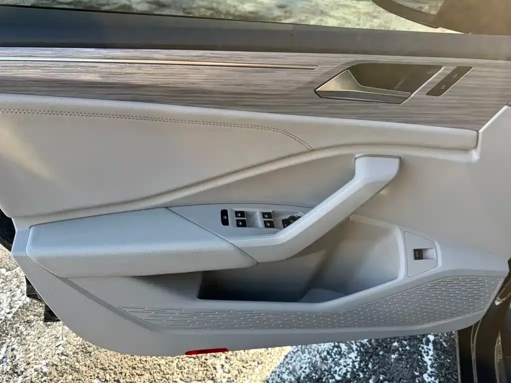 Volkswagen Sagitar 2022 из CN, фото 8