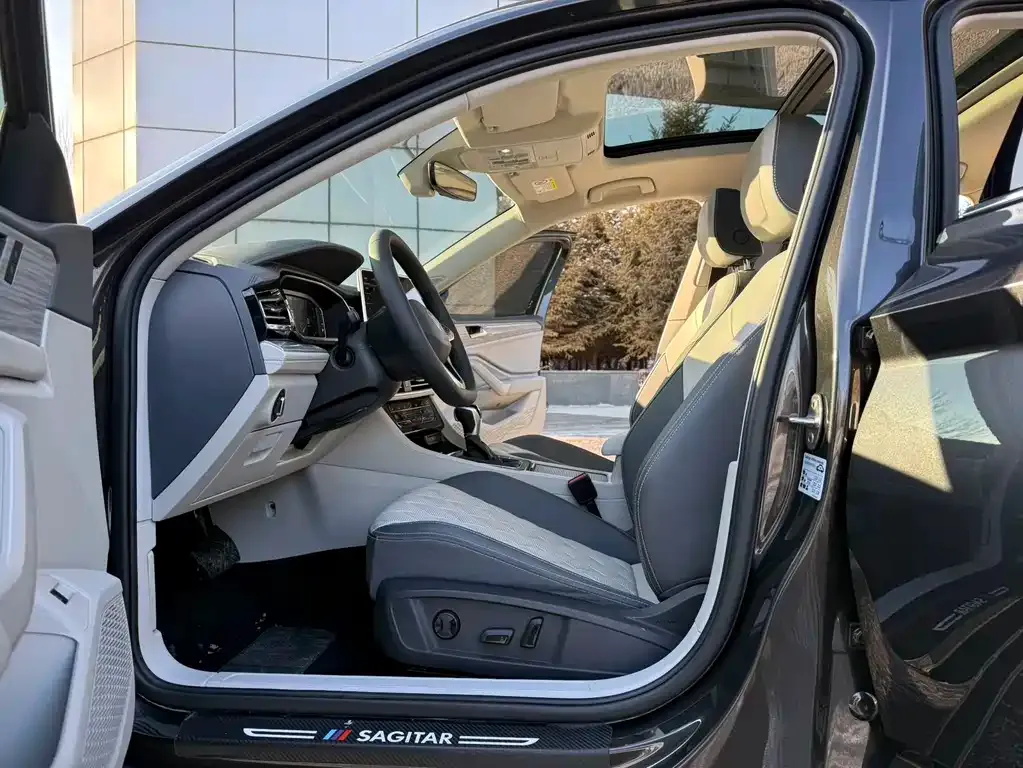 Volkswagen Sagitar 2022 из CN, фото 4