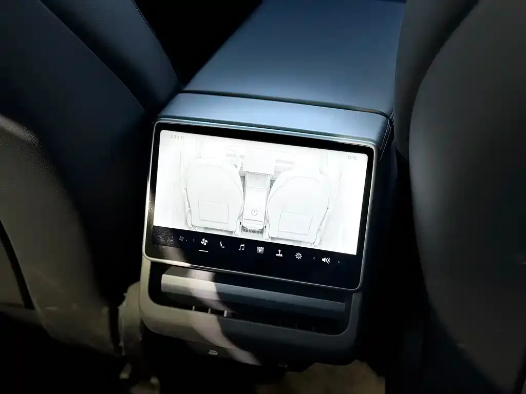 Tesla Model Y 2025 из CN, фото 6