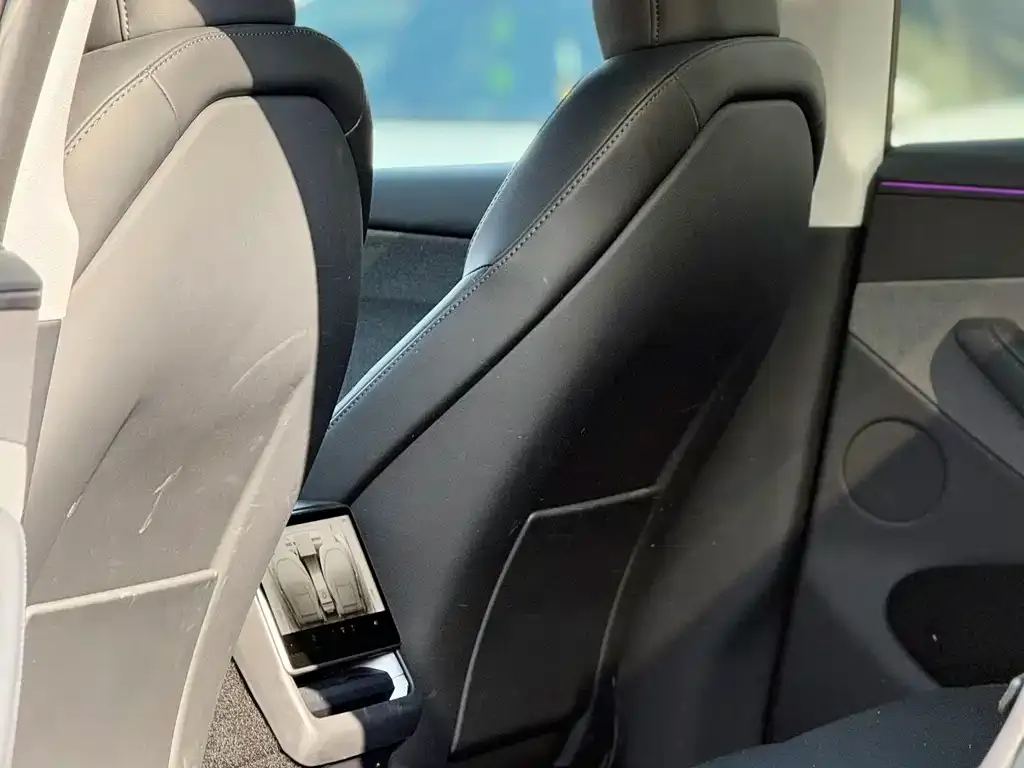 Tesla Model Y 2025 из CN, фото 4
