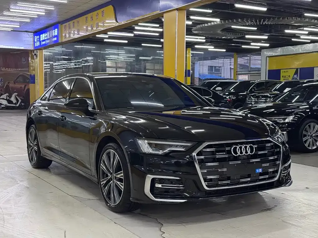 Audi A6L — фото 6
