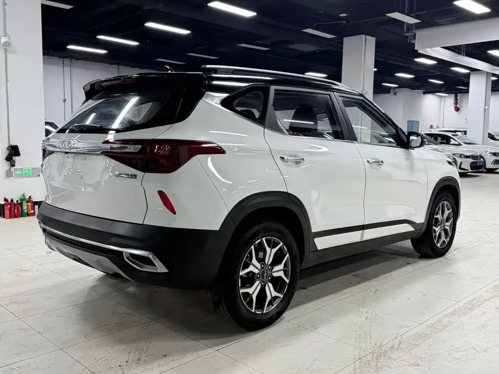 Kia KX3 2021 из CN, фото 4