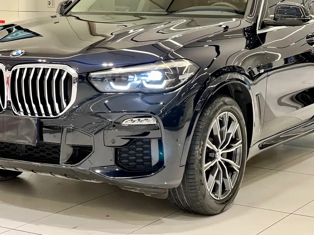BMW X5 (Import) — фото 3