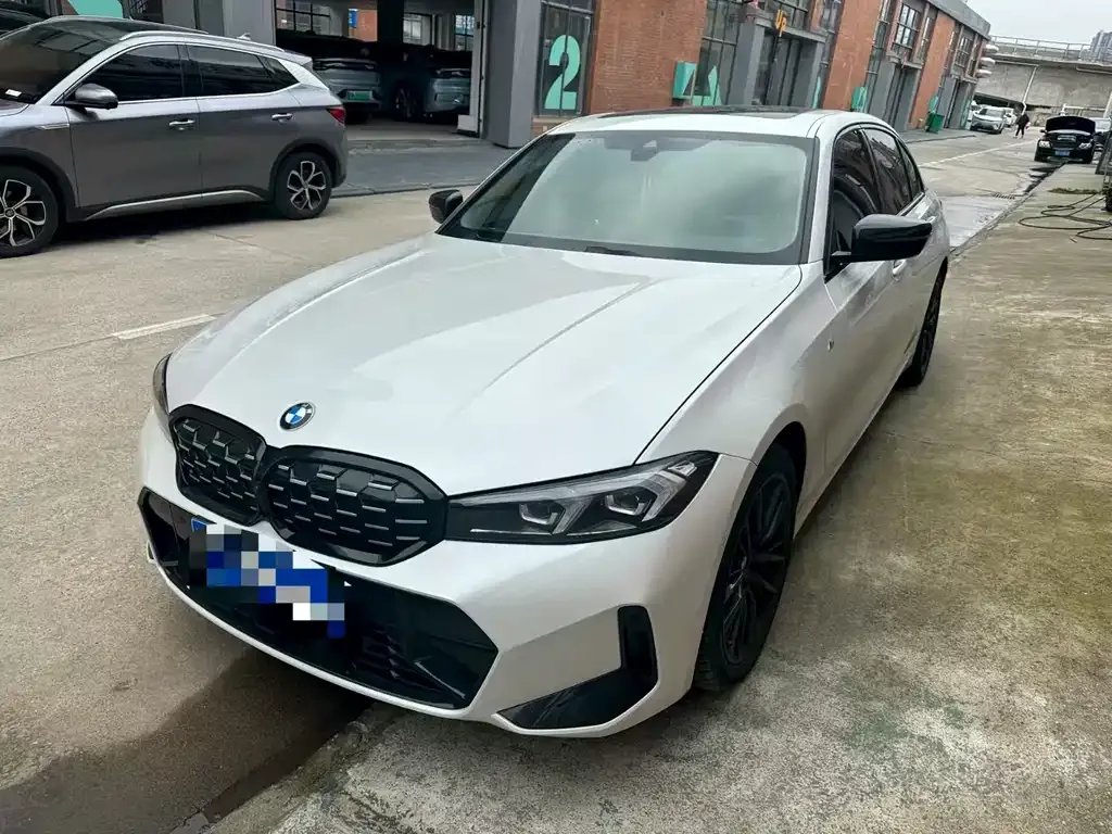 BMW 3 Series — фото 1