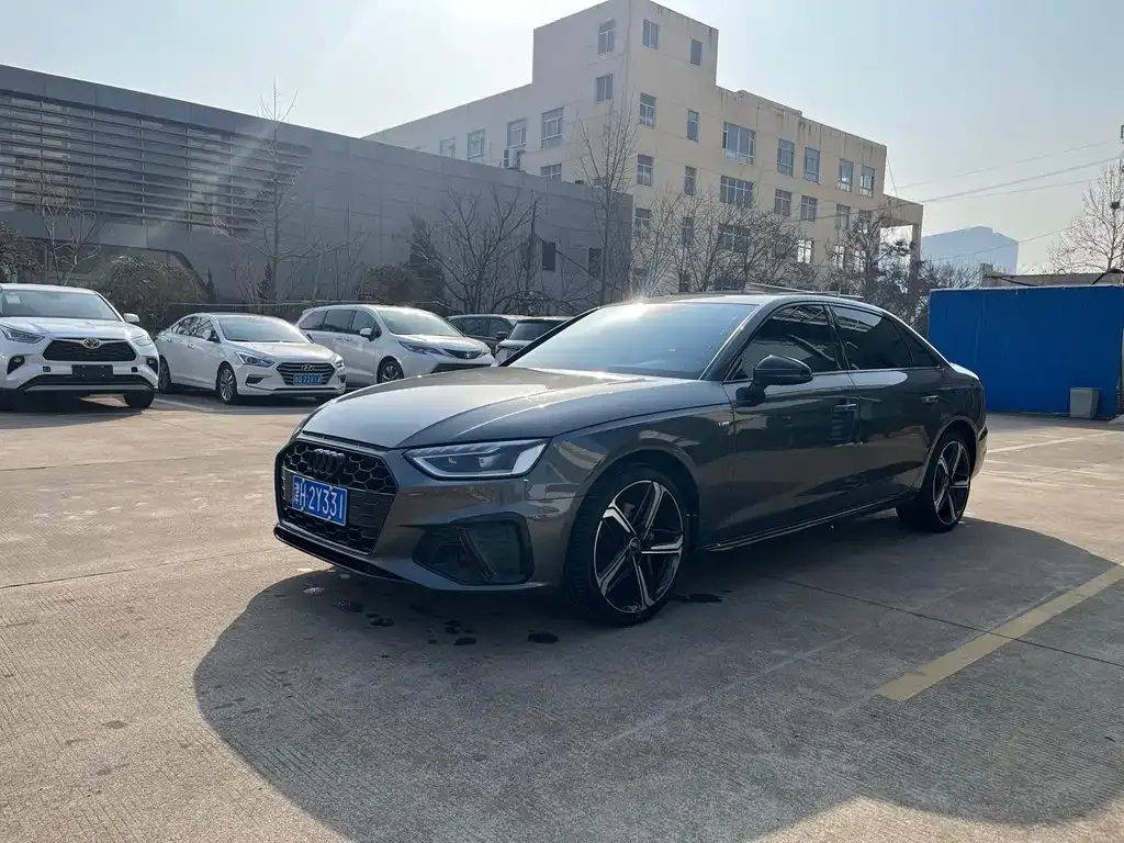 Audi A4L 2024 из CN, фото 1