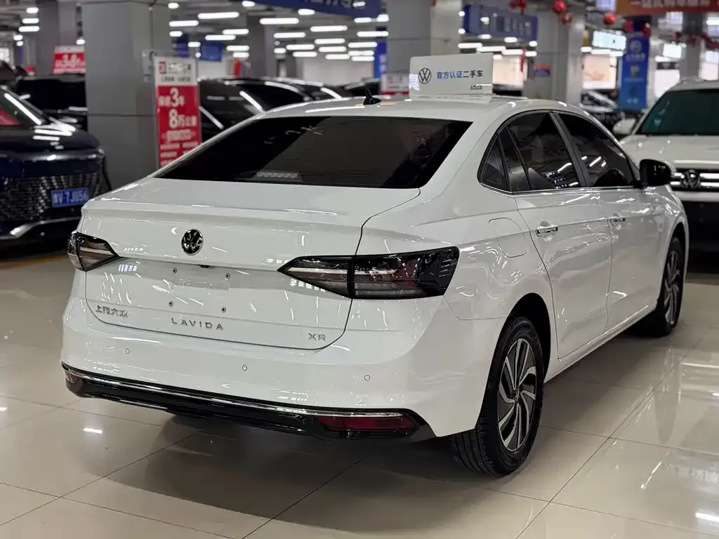 Volkswagen Lavida 2023 из CN, фото 6