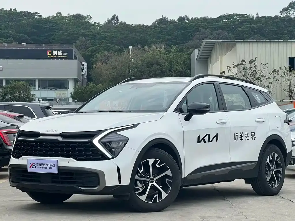 Kia Sportage — фото 1