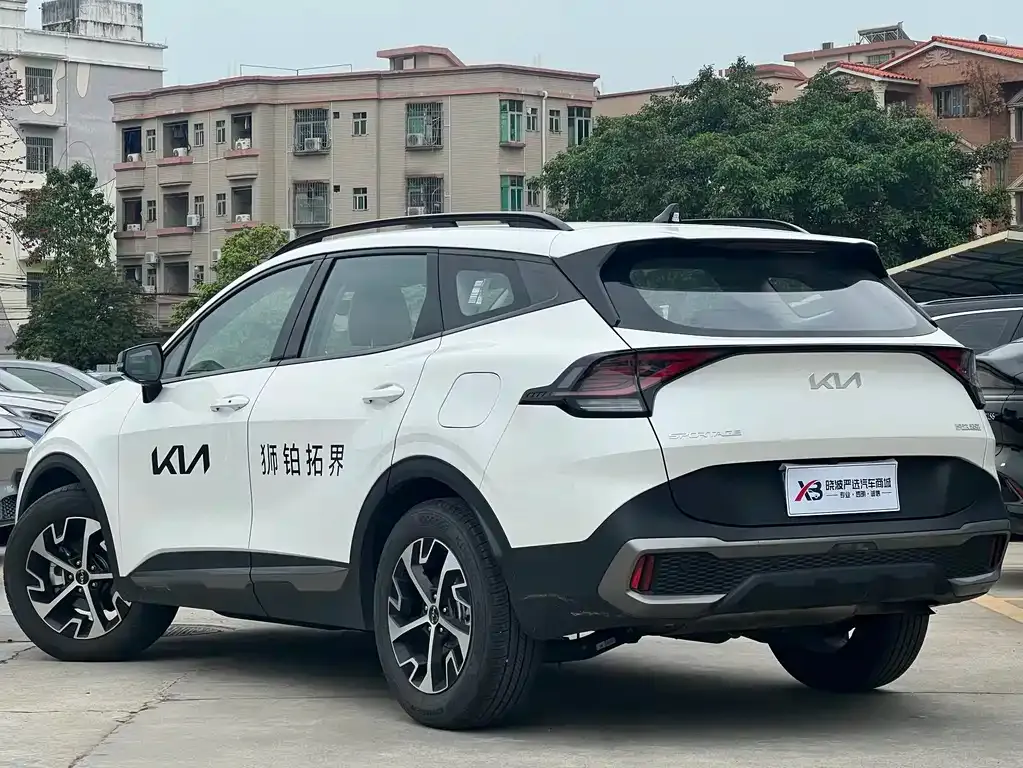 Kia Sportage — фото 8