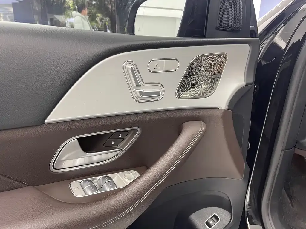Mercedes-Benz GLE — фото 6