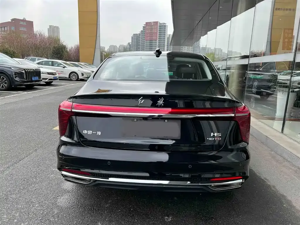 Hongqi H5 — фото 10