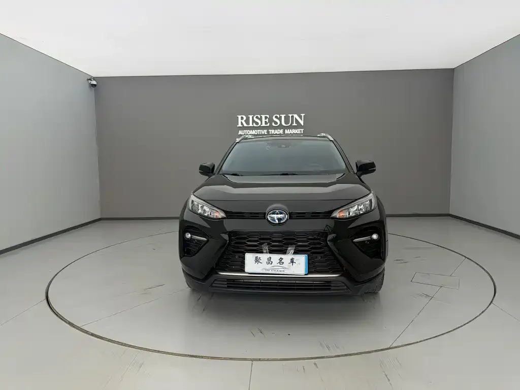 Toyota Wildlander 2021 из CN, фото 2