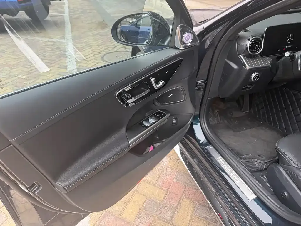 Mercedes-Benz C-Class 2023 из CN, фото 8