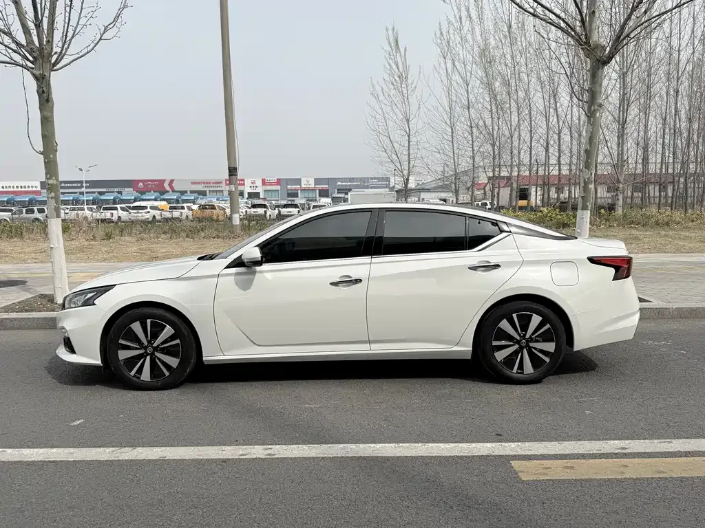 Nissan Teana 2021 из CN, фото 4
