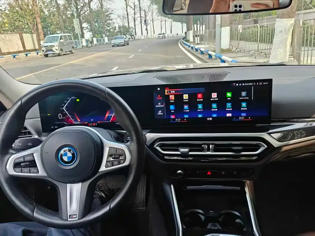 BMW i3 2023 из CN, фото 2