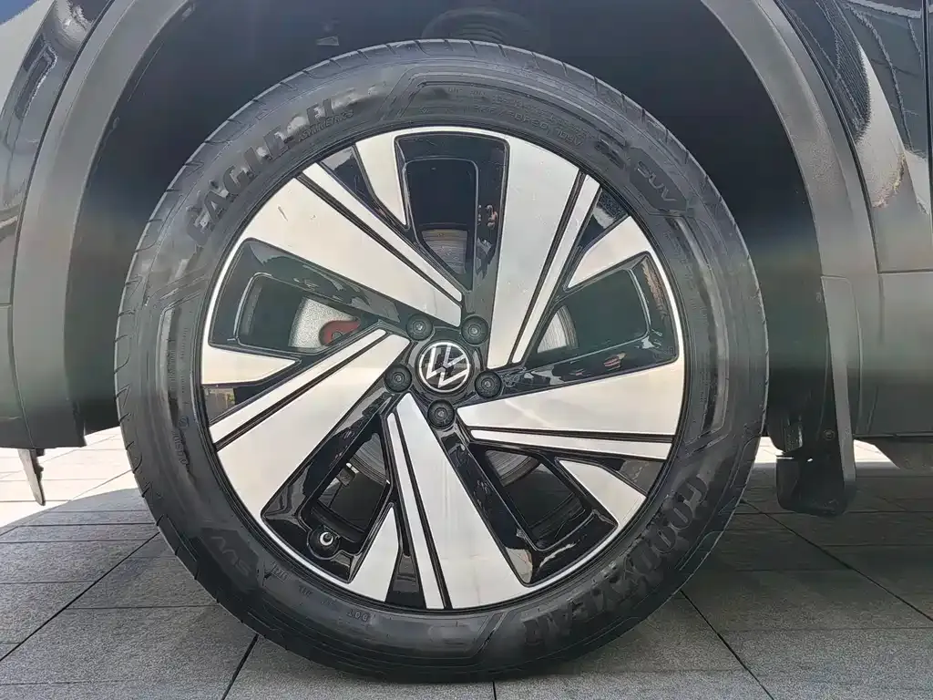 Volkswagen Teramont X 2023 из CN, фото 9