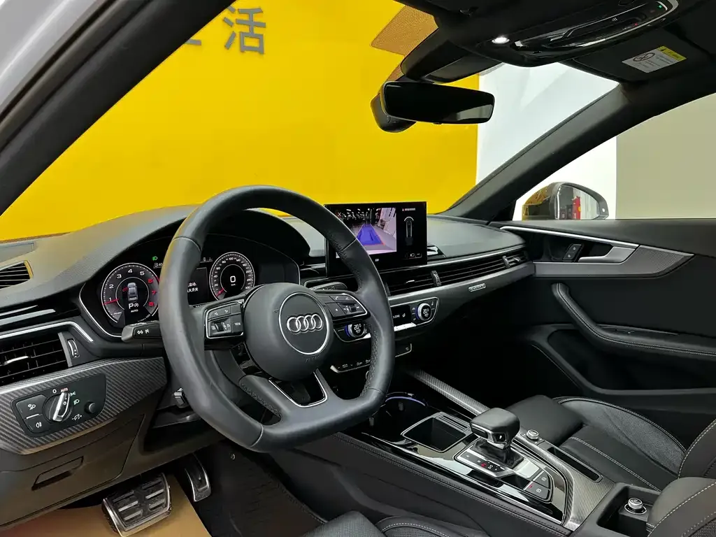 Audi A4L 2024 из CN, фото 5
