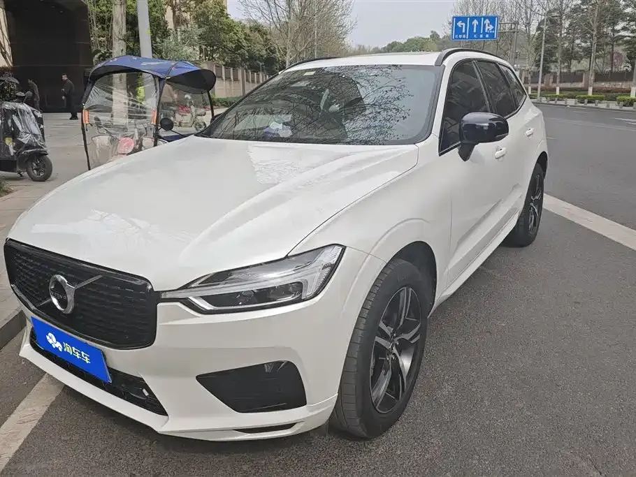 Volvo XC60 2021 из CN, фото 1