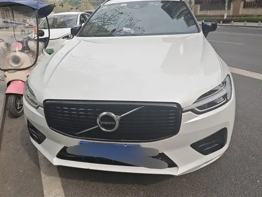 Volvo XC60 2021 из CN, фото 9