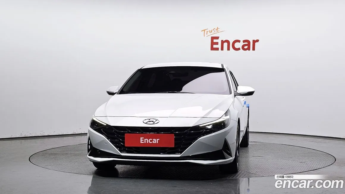 Hyundai AVANTE — фото 2