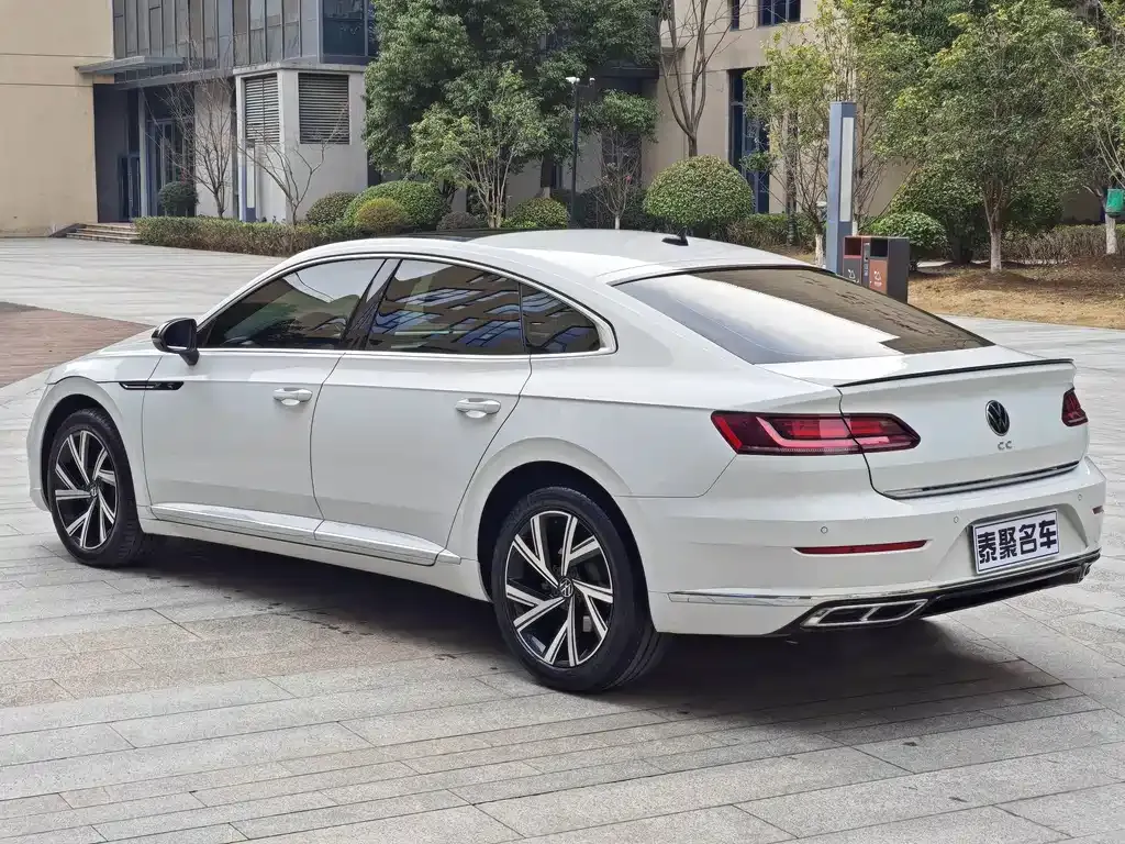 Volkswagen CC 2022 из CN, фото 5