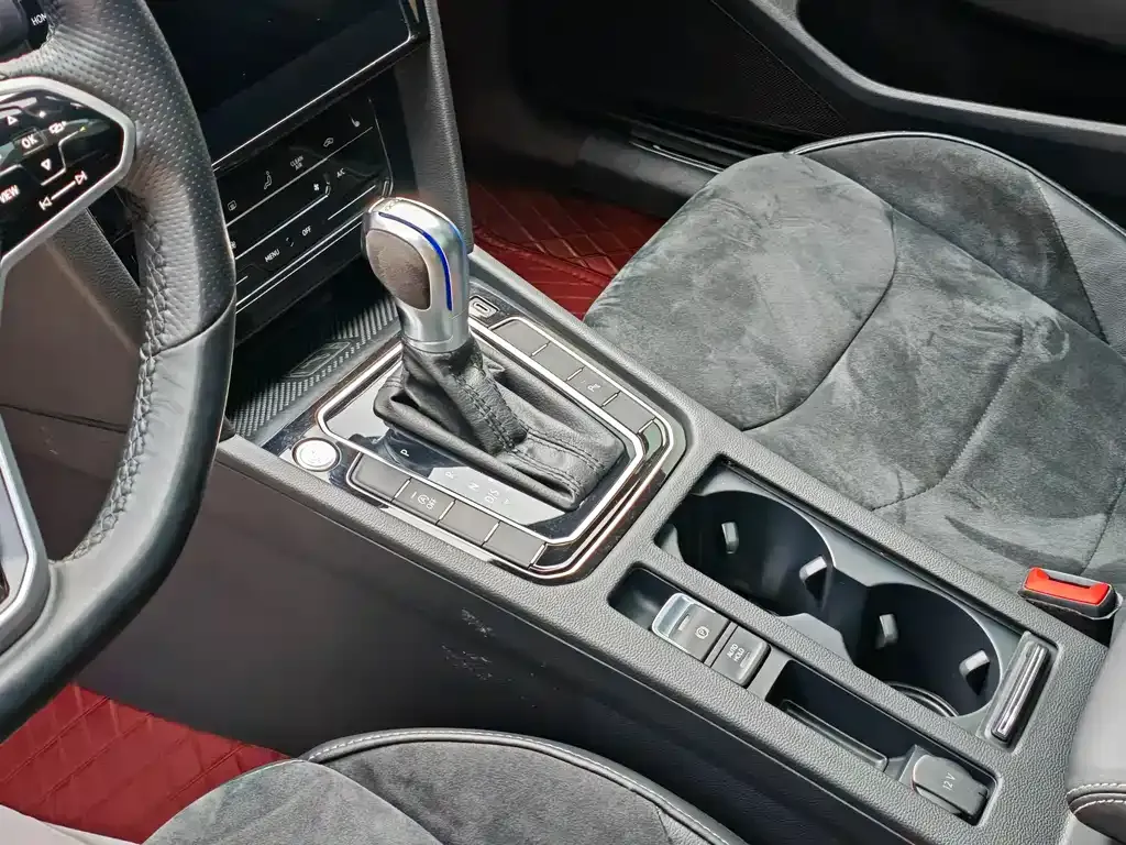 Volkswagen CC 2022 из CN, фото 9