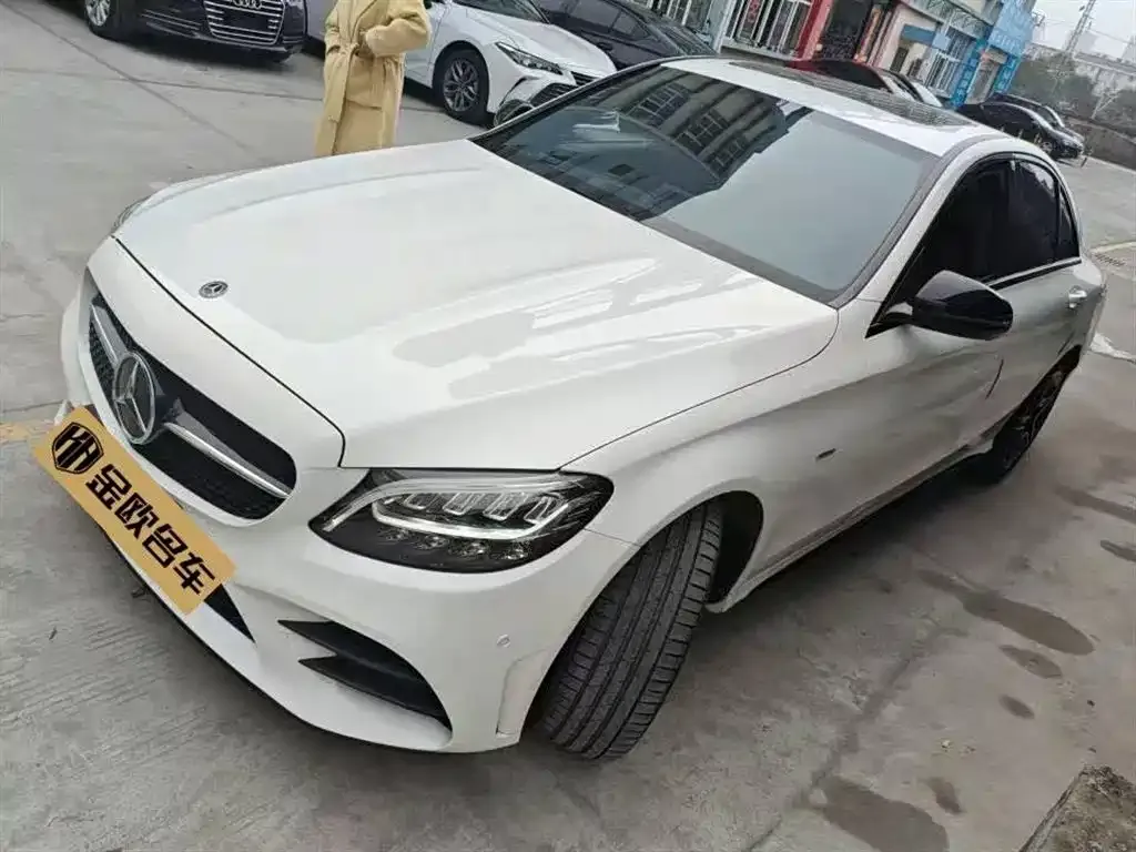 Mercedes-Benz C-Class — фото 1