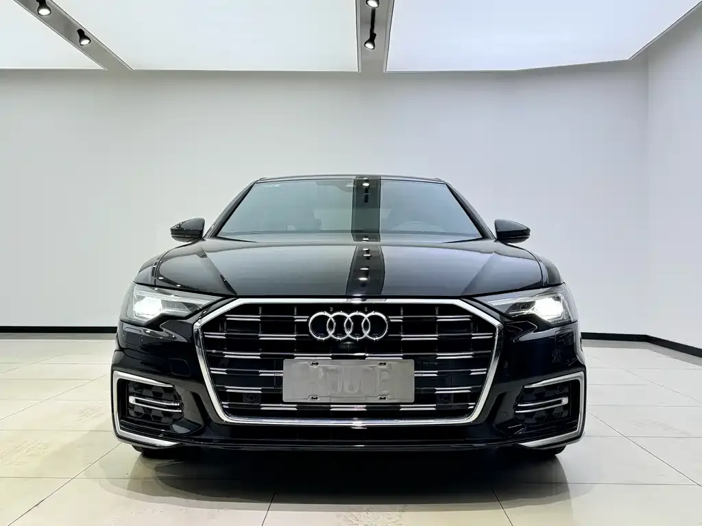 Audi A6L — фото 2