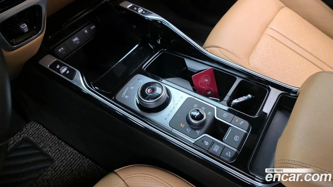 Kia Sorento — фото 9