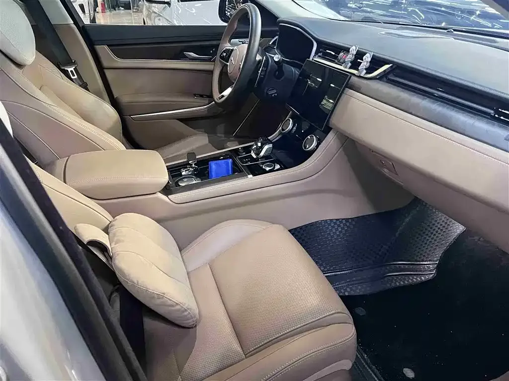 Jaguar XFL 2025 из CN, фото 2