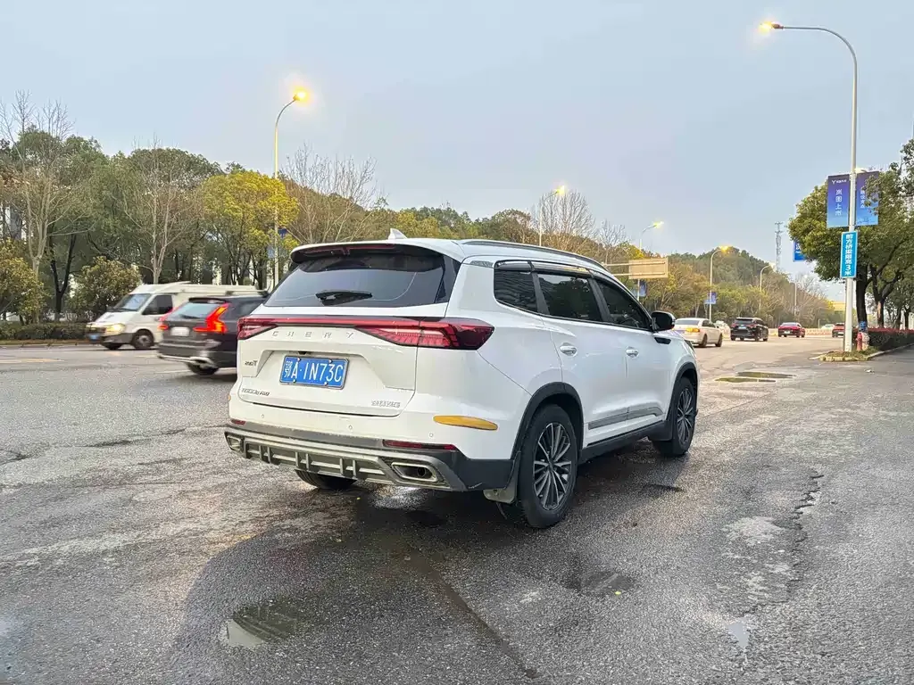 Chery Tiggo 8 PRO — фото 10