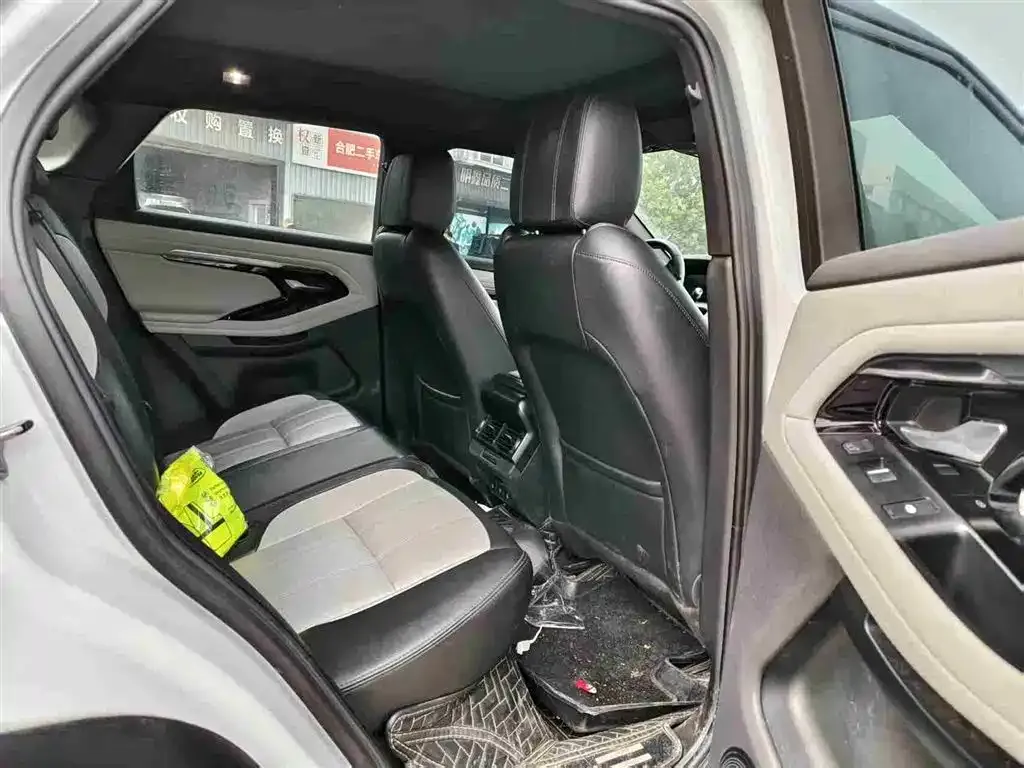 Land Rover Evoque — фото 4