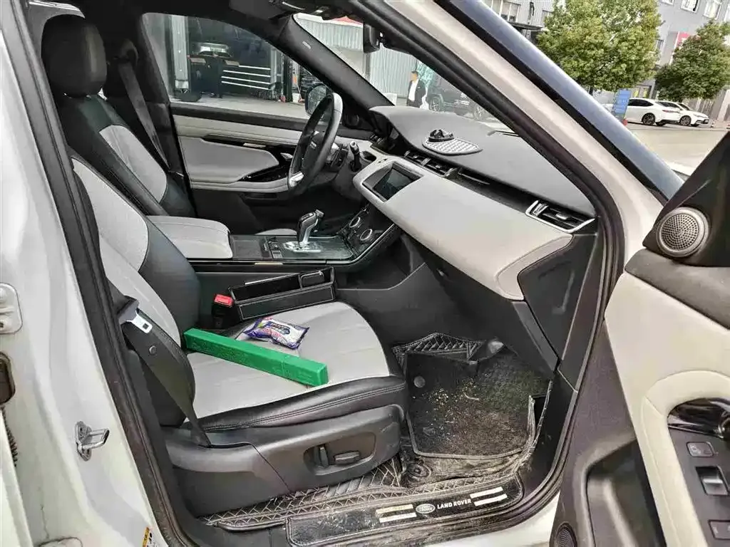 Land Rover Evoque — фото 7
